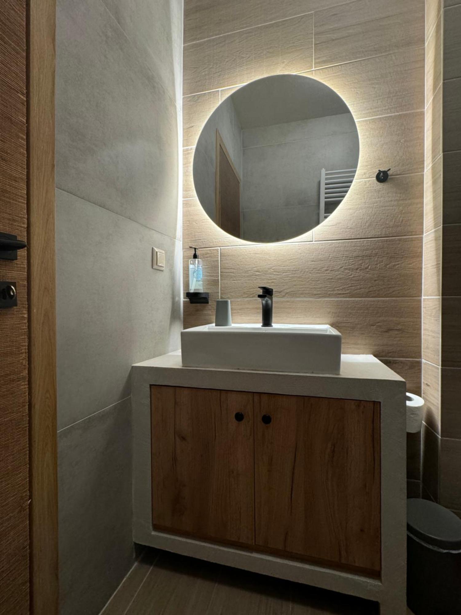 Aristi Boutique Stonehouse With Attic Exterior foto